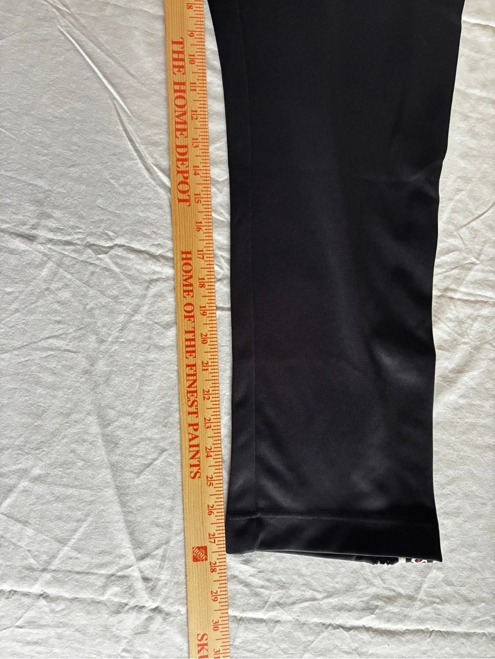 Nike Evolution Of The Swoosh Tribute Jogger Pants CQ7193-010 NWT!